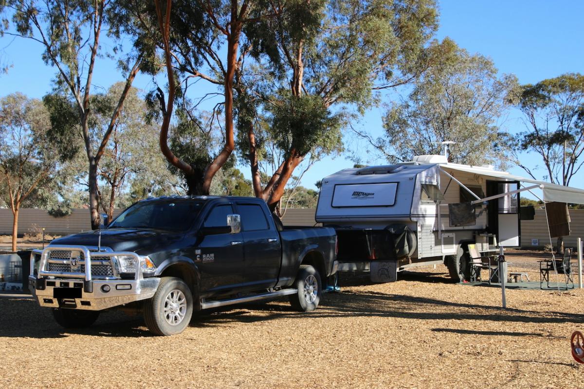Drive thru sites make life easy at Broken Hill Tourist Park